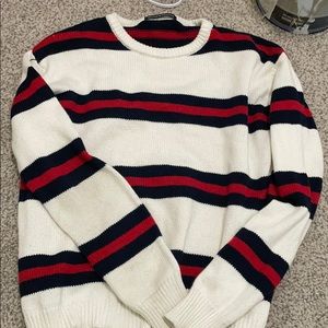 BRANDY MELVILLE SWEATER